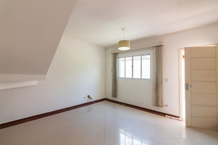 Sala  de casa de condomínio à venda com 2 quartos, 75m² em Padroeira, Osasco