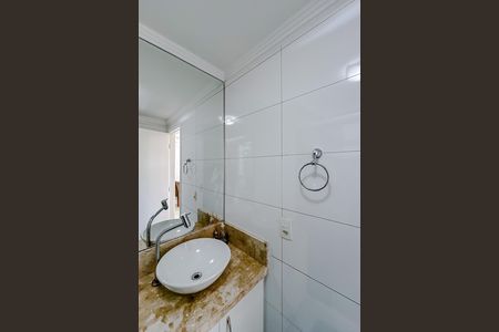 Apartamento para alugar com 63m², 2 quartos e 2 vagasBanheiro