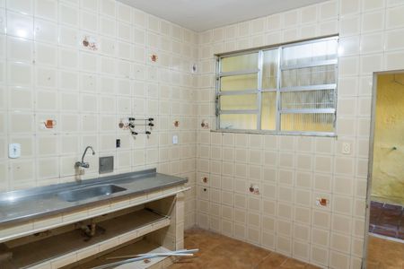 Casa à venda com 80m², 2 quartos e sem vaga Casa à venda com 80m², 2 quartos e sem vagaCozinha
