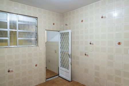Casa à venda com 80m², 2 quartos e sem vaga Casa à venda com 80m², 2 quartos e sem vagaCozinha