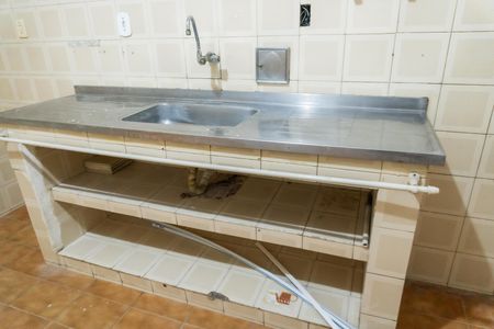 Casa à venda com 80m², 2 quartos e sem vaga Casa à venda com 80m², 2 quartos e sem vagaCozinha