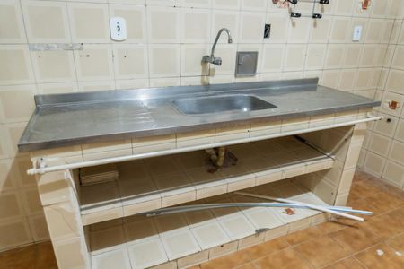 Cozinha de casa à venda com 2 quartos, 80m² em Bonsucesso, Rio de Janeiro