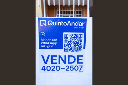 Adesivo Grande  de casa à venda com 2 quartos, 80m² em Bonsucesso, Rio de Janeiro