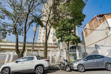 Fachada de apartamento à venda com 2 quartos, 54m² em Vila Gumercindo, São Paulo