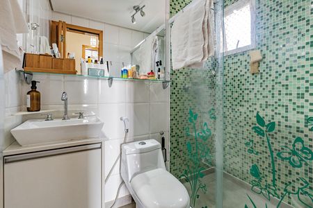 Apartamento à venda com 54m², 2 quartos e 1 vaga Apartamento à venda com 54m², 2 quartos e 1 vagaBanheiro
