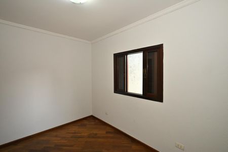 Casa à venda com 242m², 5 quartos e 2 vagasQuarto 3