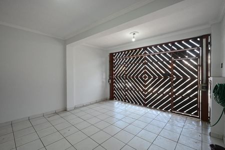 Garagem de casa à venda com 5 quartos, 242m² em Jardim Irapua, Taboão da Serra