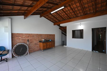 Varanda do Quarto 1 de casa à venda com 5 quartos, 242m² em Jardim Irapua, Taboão da Serra