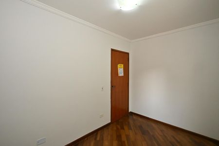 Casa à venda com 242m², 5 quartos e 2 vagasQuarto 3
