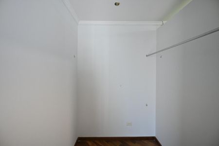 Casa à venda com 242m², 5 quartos e 2 vagasCloset da Suíte 