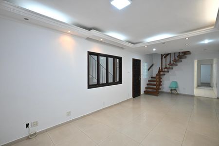 Casa à venda com 5 quartos, 242m² em Jardim Irapua, Taboão da Serra