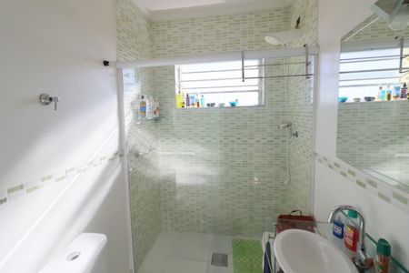 Casa à venda com 162m², 4 quartos e 2 vagasBanheiro 3