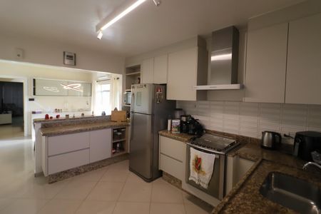 Casa à venda com 162m², 4 quartos e 2 vagasCozinha