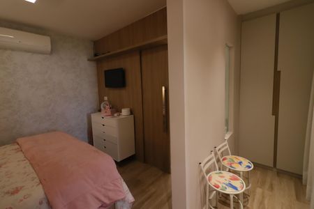 Casa à venda com 162m², 4 quartos e 2 vagasCloset da suíte 2