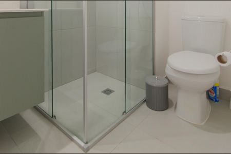 Banheiro de kitnet/studio para alugar com 1 quarto, 25m² em Vila Dom Pedro I, São Paulo
