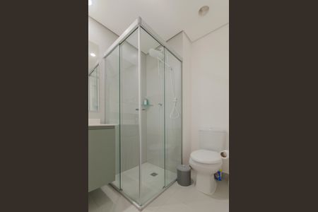 Banheiro de kitnet/studio para alugar com 1 quarto, 25m² em Vila Dom Pedro I, São Paulo