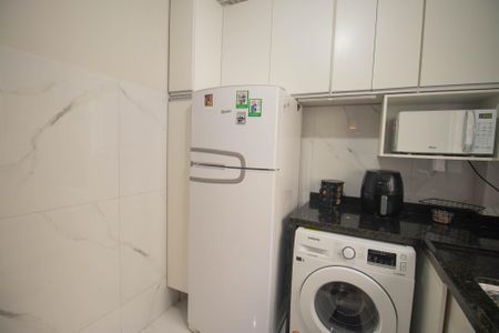 Apartamento para alugar com 42m², 2 quartos e 1 vaga Apartamento para alugar com 42m², 2 quartos e 1 vagaCozinha e Área de Serviço
