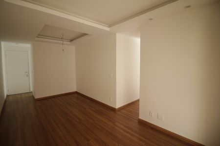 Sala de apartamento à venda com 3 quartos, 72m² em Taquara, Rio de Janeiro