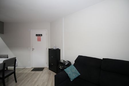 Sala de apartamento à venda com 2 quartos, 52m² em Jardim Monte Alegre, Taboão da Serra