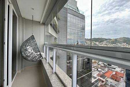 Studio para alugar com 47m², 1 quarto e 1 vaga Studio para alugar com 47m², 1 quarto e 1 vagaVaranda