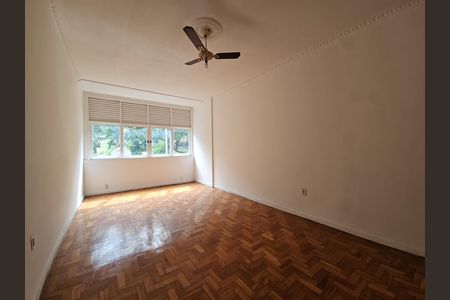 Apartamento para alugar com 160m², 3 quartos e sem vaga Apartamento para alugar com 160m², 3 quartos e sem vagaSala