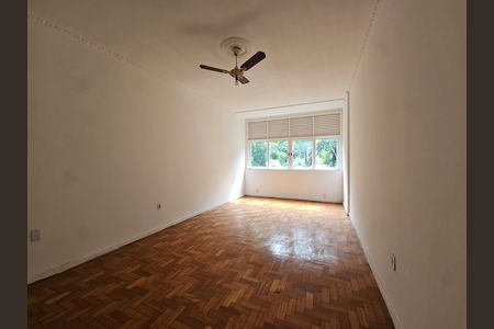Apartamento para alugar com 160m², 3 quartos e sem vaga Apartamento para alugar com 160m², 3 quartos e sem vagaSala