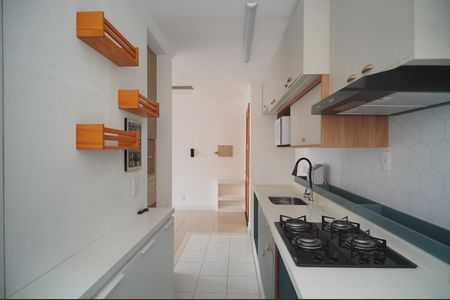 Cozinha de apartamento à venda com 2 quartos, 70m² em São José, São Leopoldo