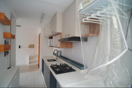 Cozinha de apartamento à venda com 2 quartos, 70m² em São José, São Leopoldo