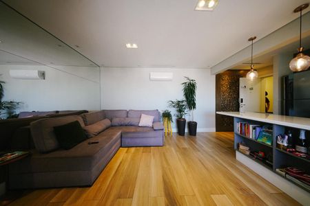 Sala de apartamento à venda com 3 quartos, 72m² em Vila Penteado, São Paulo