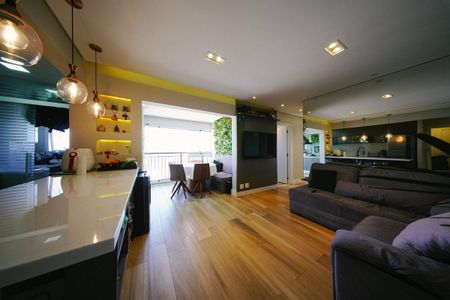 Sala de apartamento à venda com 3 quartos, 72m² em Vila Penteado, São Paulo
