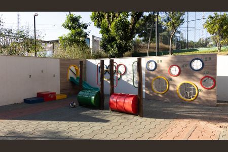 Apartamento para alugar com 72m², 3 quartos e 1 vaga Apartamento para alugar com 72m², 3 quartos e 1 vagaÁrea comum - Playground