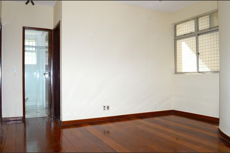Apartamento à venda com 2 quartos, 57m² em Palmares, Belo Horizonte