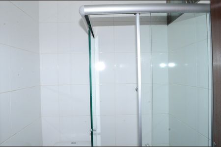Banheiro de serviço de apartamento à venda com 2 quartos, 57m² em Palmares, Belo Horizonte