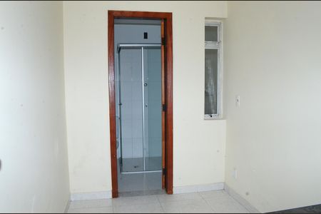 Quarto de Serviço de apartamento à venda com 2 quartos, 57m² em Palmares, Belo Horizonte