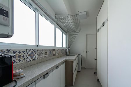 Apartamento para alugar com 157m², 3 quartos e 2 vagas Apartamento para alugar com 157m², 3 quartos e 2 vagasÁrea de Serviço