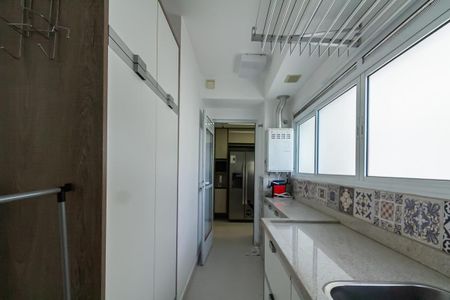 Apartamento para alugar com 157m², 3 quartos e 2 vagas Apartamento para alugar com 157m², 3 quartos e 2 vagasÁrea de Serviço