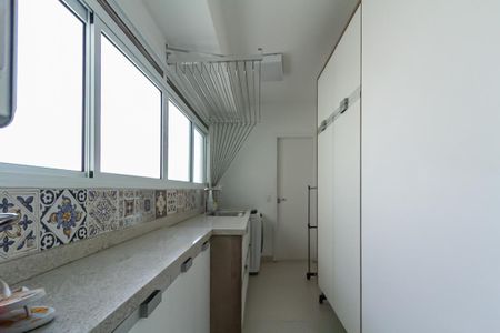 Apartamento para alugar com 157m², 3 quartos e 2 vagas Apartamento para alugar com 157m², 3 quartos e 2 vagasÁrea de Serviço