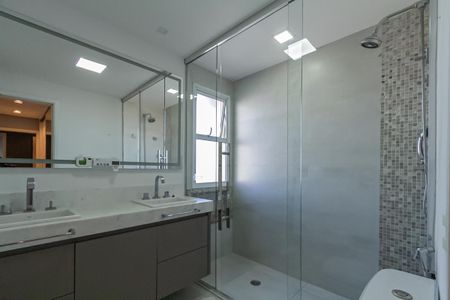 Banheiro da Suíte 3 de apartamento para alugar com 3 quartos, 157m² em Centro, São Bernardo do Campo
