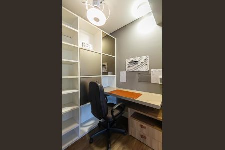 Apartamento para alugar com 157m², 3 quartos e 2 vagas Apartamento para alugar com 157m², 3 quartos e 2 vagasEscritório