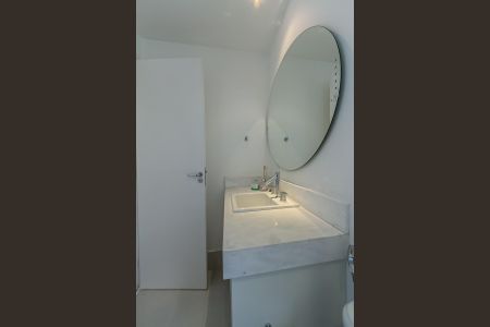 Apartamento para alugar com 157m², 3 quartos e 2 vagas Apartamento para alugar com 157m², 3 quartos e 2 vagasBanheiro da Suíte 2