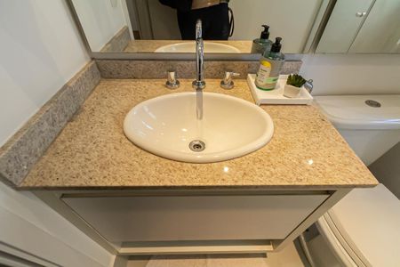 Apartamento para alugar com 157m², 3 quartos e 2 vagas Apartamento para alugar com 157m², 3 quartos e 2 vagasBanheiro da Suíte 1
