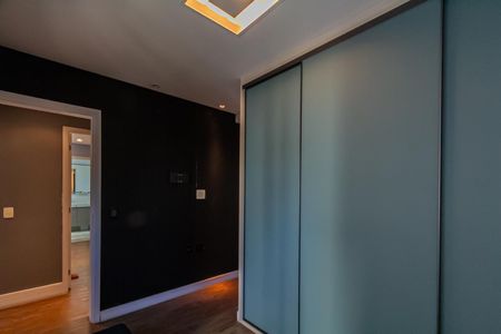 Apartamento para alugar com 157m², 3 quartos e 2 vagas Apartamento para alugar com 157m², 3 quartos e 2 vagasSuíte 1