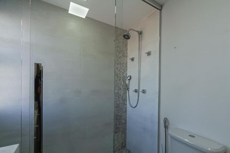 Apartamento para alugar com 157m², 3 quartos e 2 vagas Apartamento para alugar com 157m², 3 quartos e 2 vagasBanheiro da Suíte 3