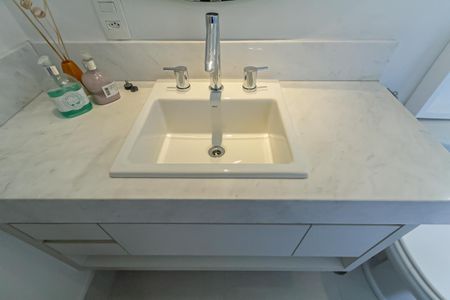 Apartamento para alugar com 157m², 3 quartos e 2 vagas Apartamento para alugar com 157m², 3 quartos e 2 vagasBanheiro da Suíte 2