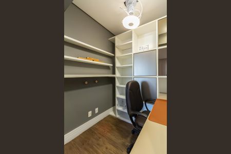 Apartamento para alugar com 157m², 3 quartos e 2 vagas Apartamento para alugar com 157m², 3 quartos e 2 vagasEscritório
