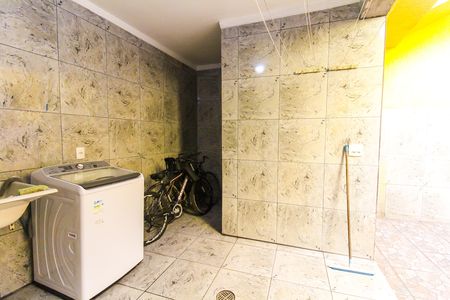 Casa à venda com 300m², 2 quartos e 4 vagasÁrea de Serviço