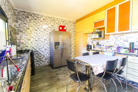 Casa à venda com 300m², 2 quartos e 4 vagasCozinha