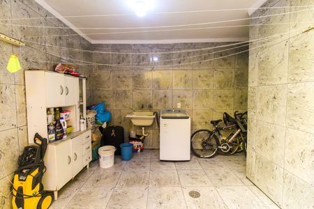 Casa à venda com 300m², 2 quartos e 4 vagasÁrea de Serviço