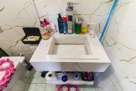 Casa à venda com 300m², 2 quartos e 4 vagasBanheiro da Suíte
