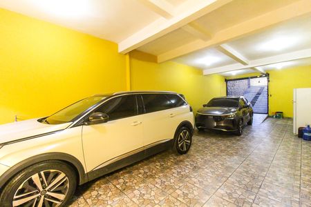 Garagem de casa à venda com 2 quartos, 300m² em Jardim Helian, São Paulo